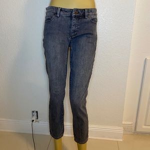 Talbots Flawless Five Pocket Black Jean  Slim Ankle Size 6 Petite - 0158